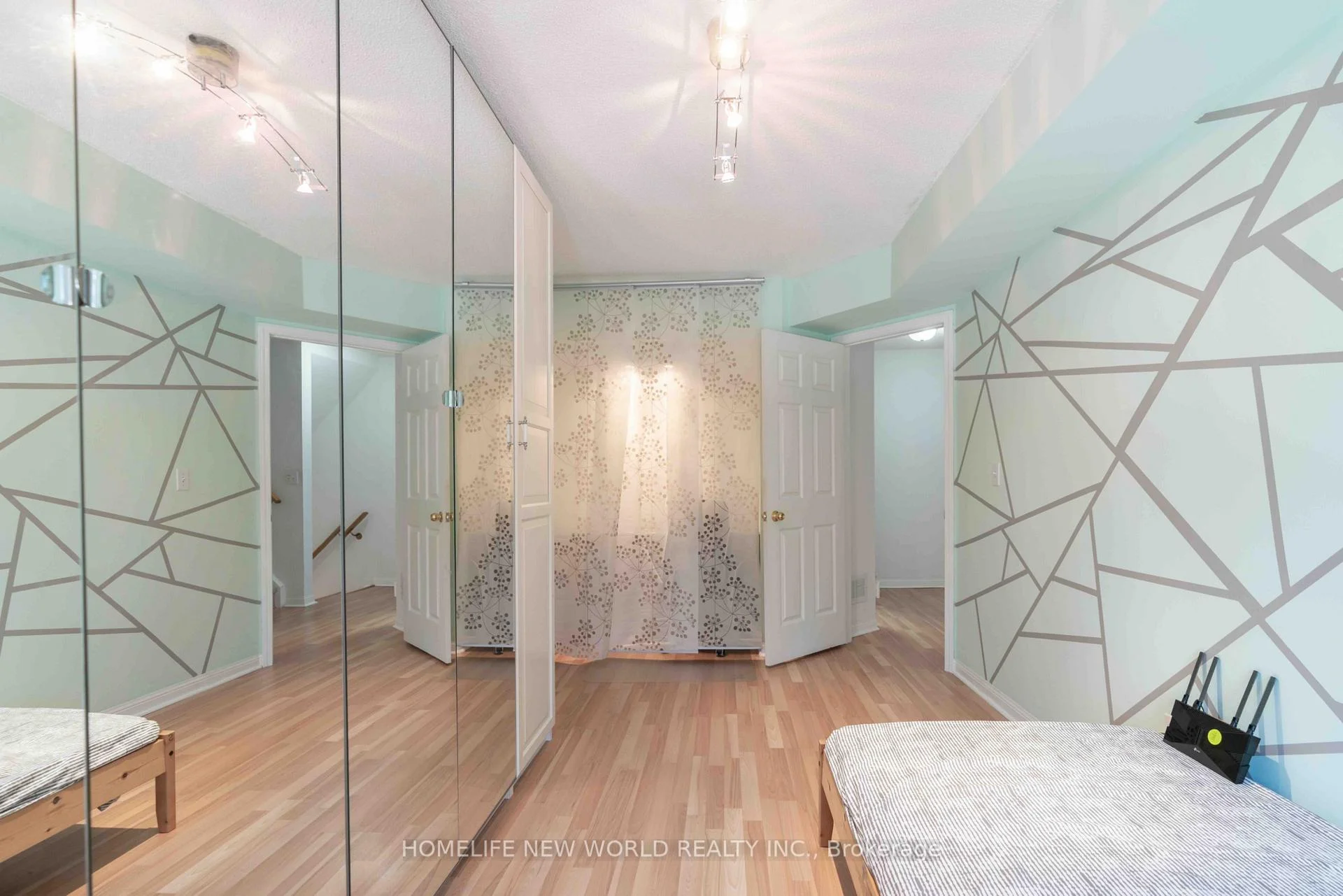 Photo 43 of Unit 12, 21 St. Moritz Way, Markham, Unionville — HOMEH