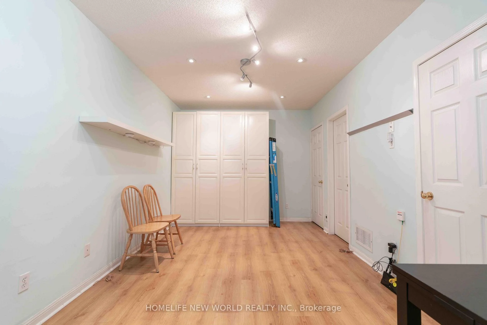 Photo 57 of Unit 12, 21 St. Moritz Way, Markham, Unionville — HOMEH