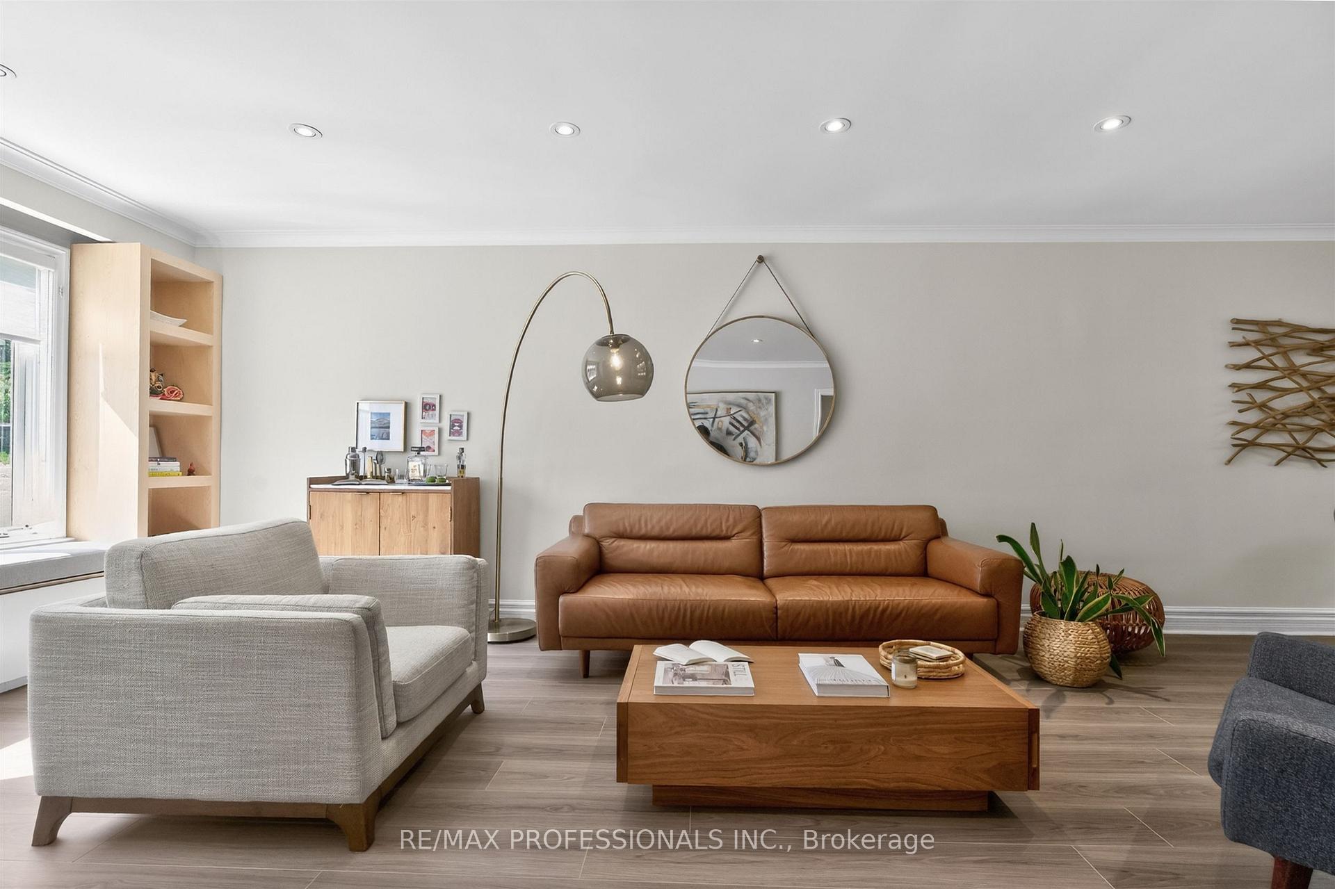 Photo 6 of 69 Skylark Road, Toronto, Lambton Baby Point — HOMEH