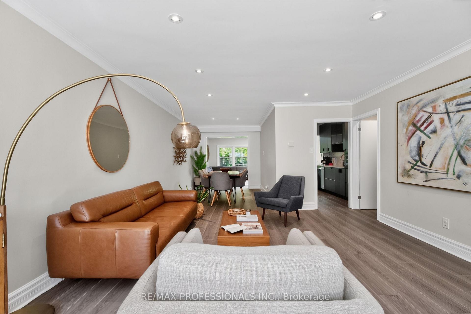 Photo 10 of 69 Skylark Road, Toronto, Lambton Baby Point — HOMEH