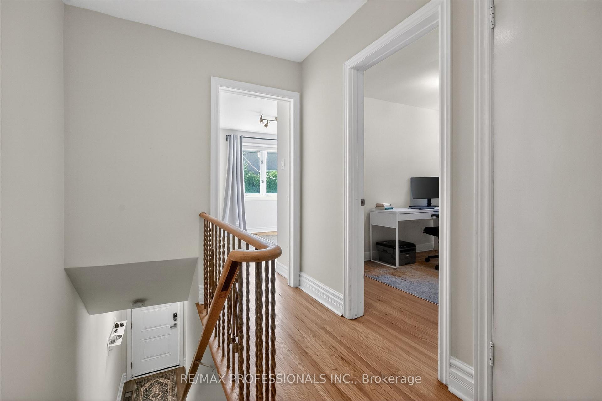 Photo 22 of 69 Skylark Road, Toronto, Lambton Baby Point — HOMEH