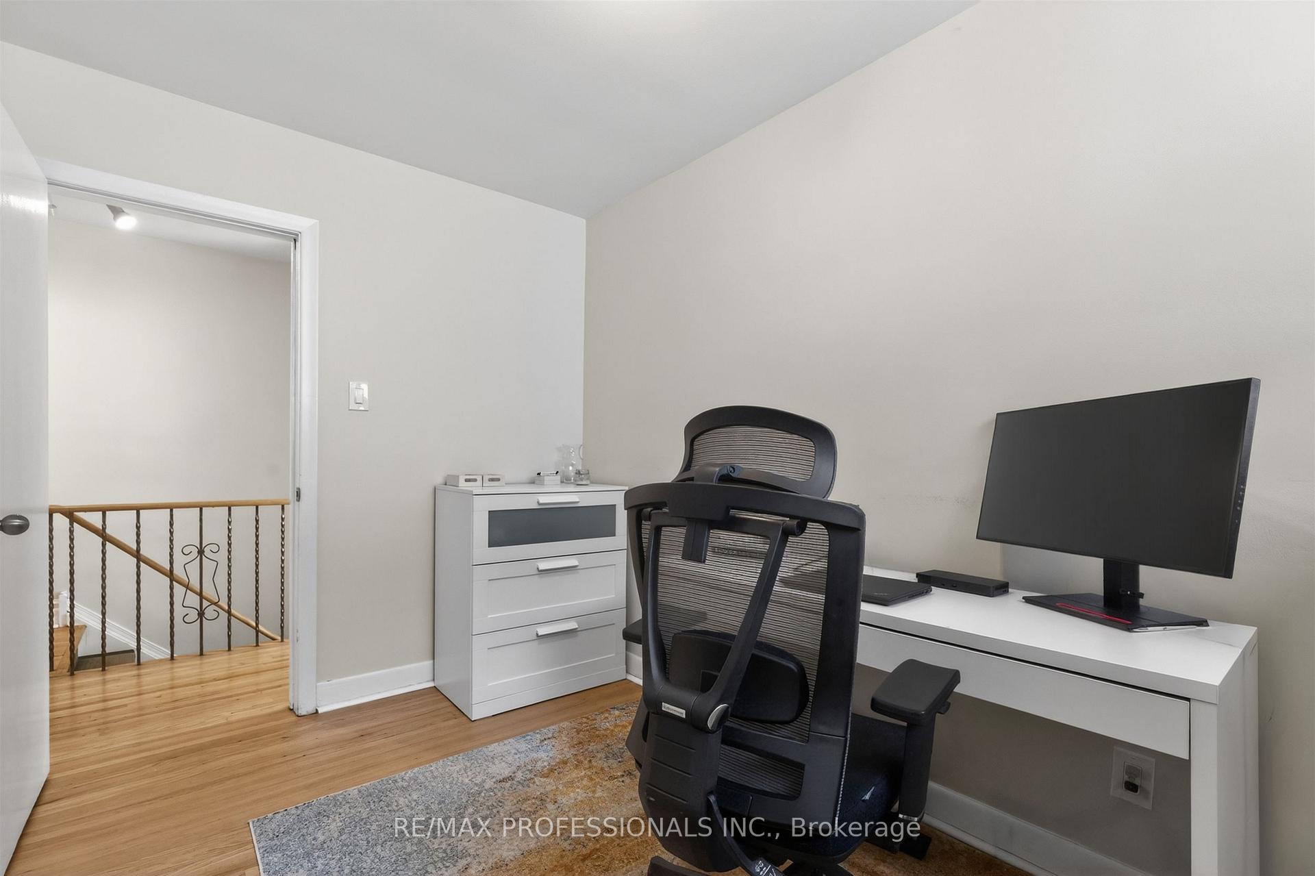 Photo 29 of 69 Skylark Road, Toronto, Lambton Baby Point — HOMEH