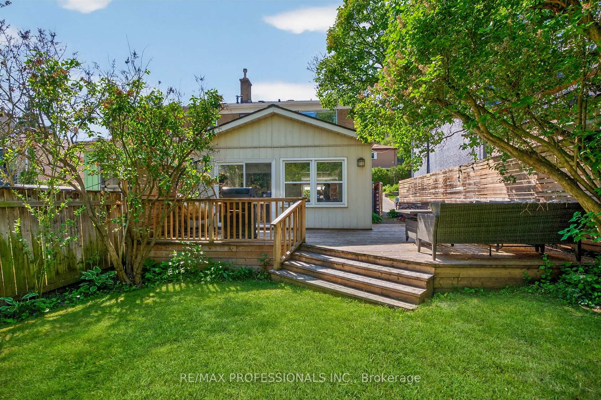 Photo 38 of 69 Skylark Road, Toronto, Lambton Baby Point — HOMEH