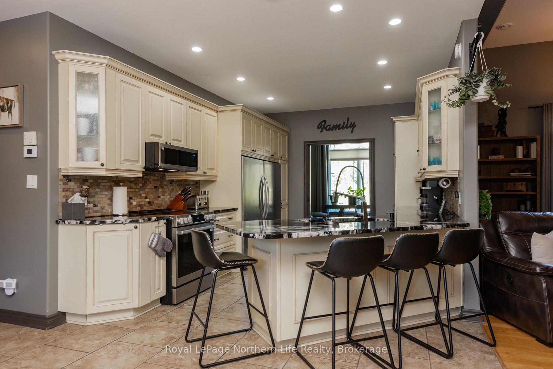 Photo 14 of 59 Wookey Road, Callander — HOMEH
