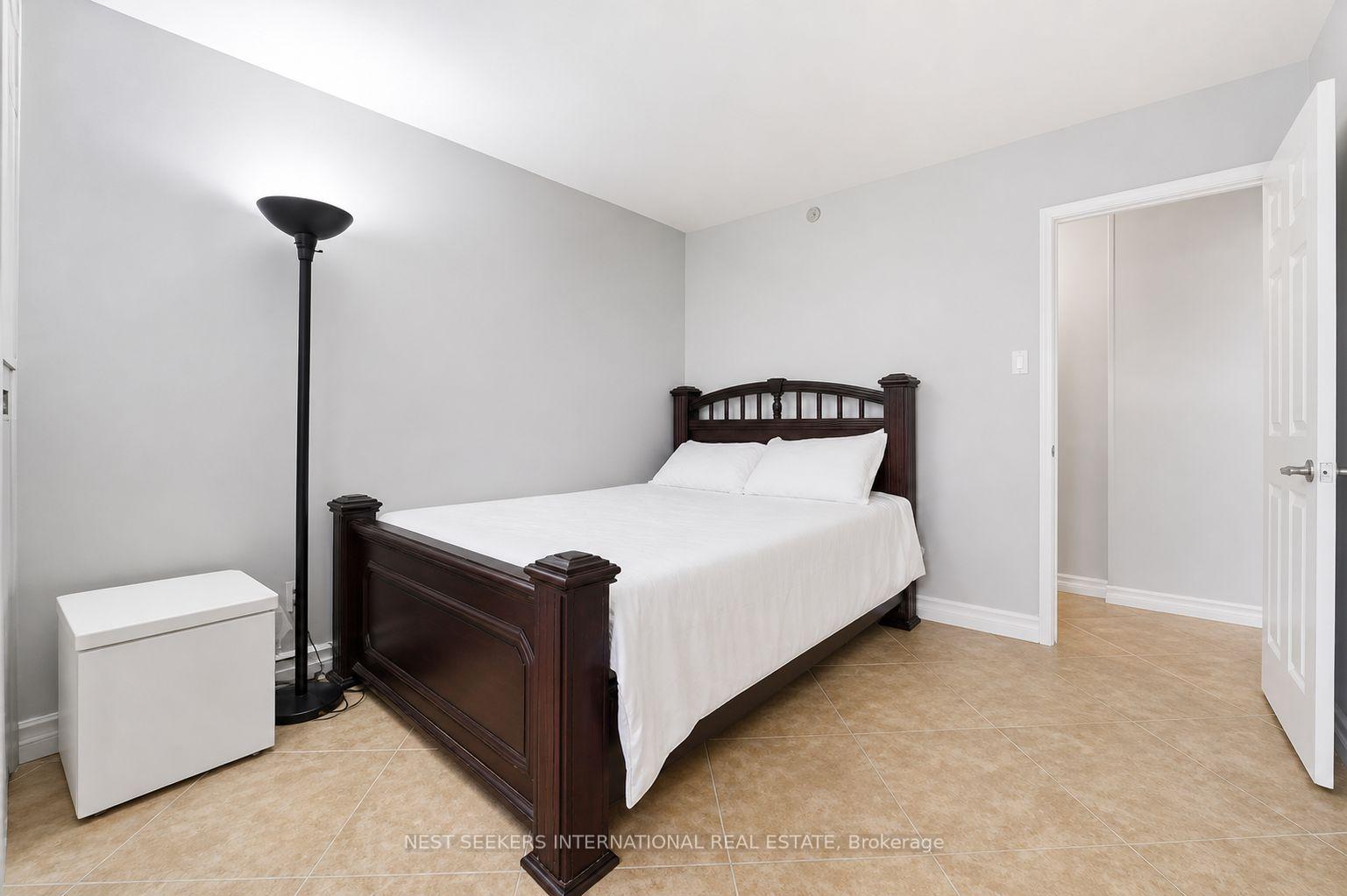 Photo 12 of Unit 811, 310 Mill Street, Brampton, Brampton South — HOMEH