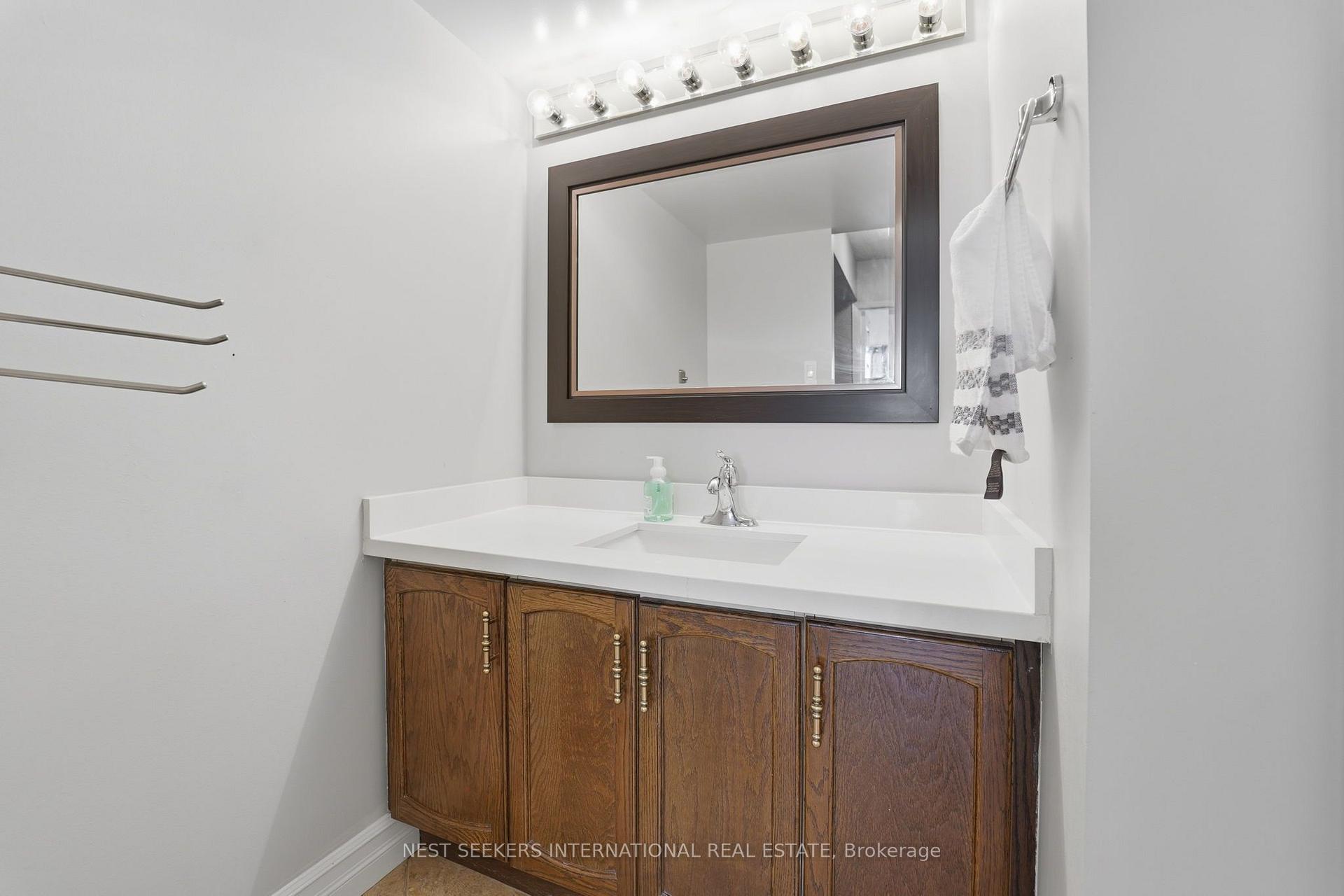 Photo 14 of Unit 811, 310 Mill Street, Brampton, Brampton South — HOMEH