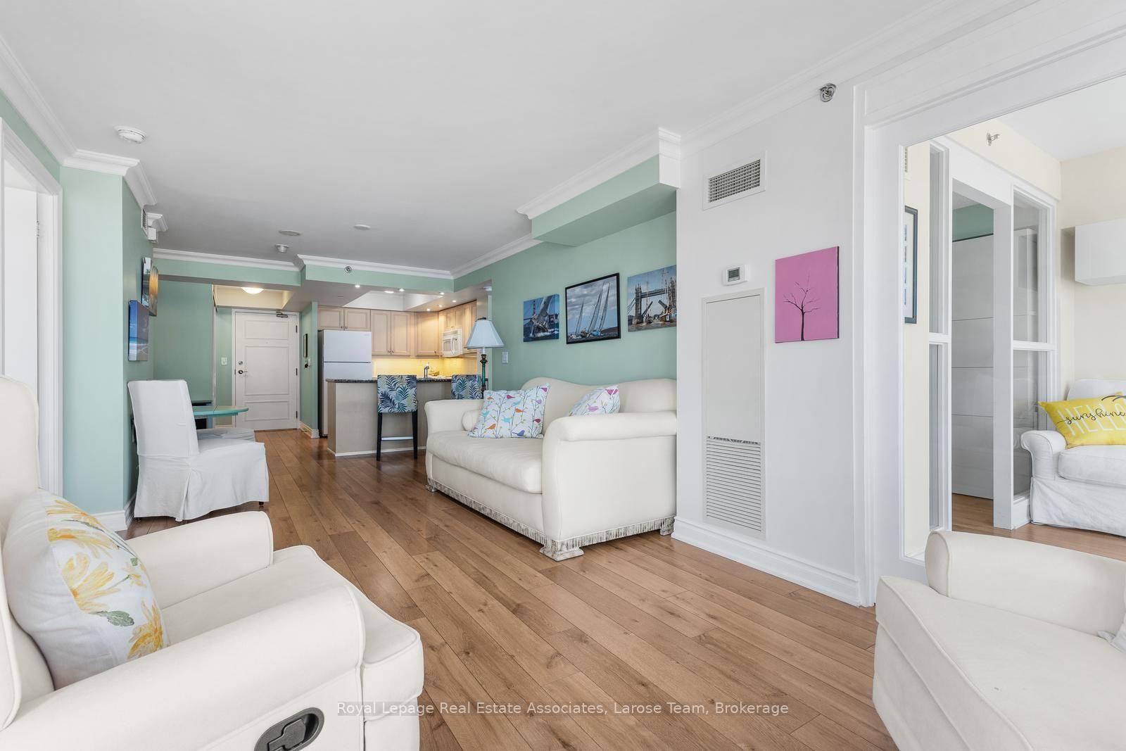 Photo 10 of Unit 2101, 3 Marine Parade Drive, Etobicoke, Mimico — HOMEH