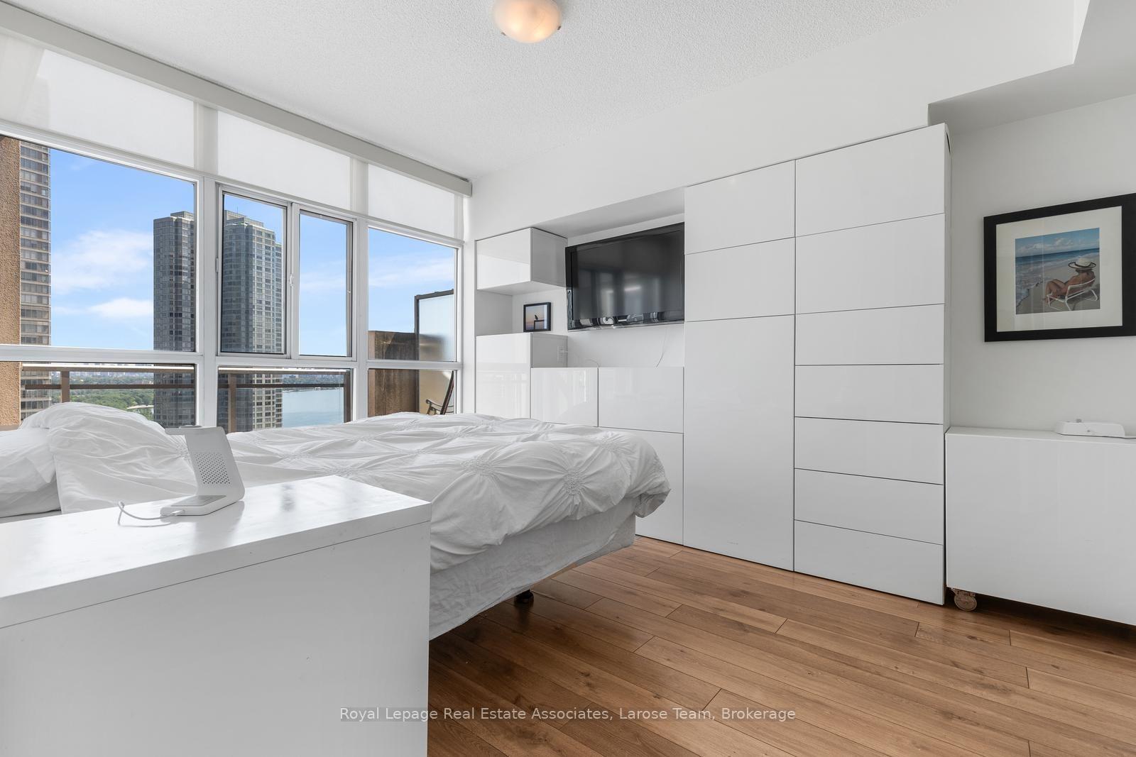 Photo 19 of Unit 2101, 3 Marine Parade Drive, Etobicoke, Mimico — HOMEH