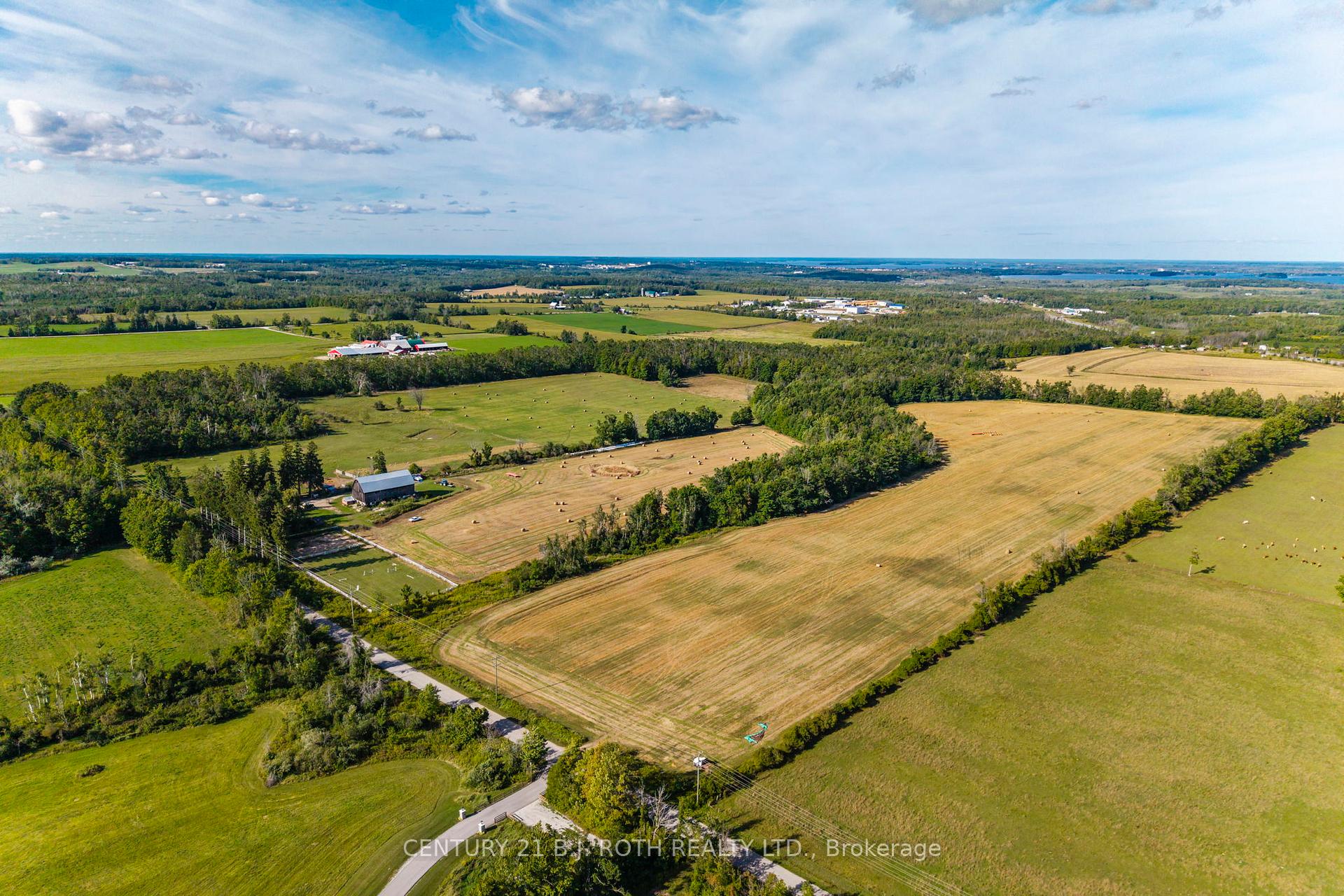 Photo 3 of 363 12 Line N, Oro-Medonte, Rural Oro-Medonte — HOMEH