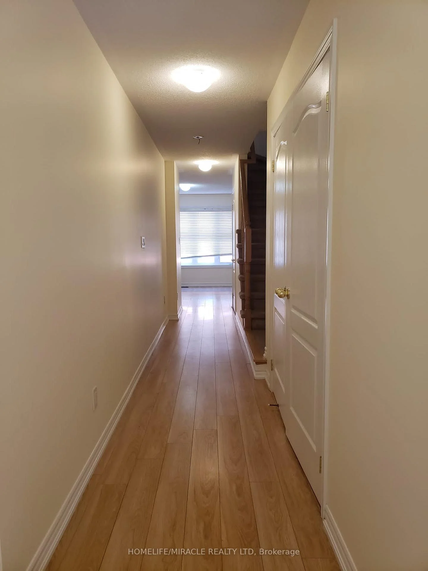 Photo 6 of 11 Shiff Crescent, Brampton, Heart Lake East — HOMEH