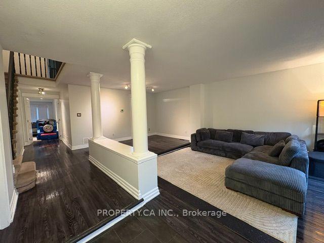 Photo 5 of 3 Waterford Crescent, Hamilton, Lakeshore — HOMEH