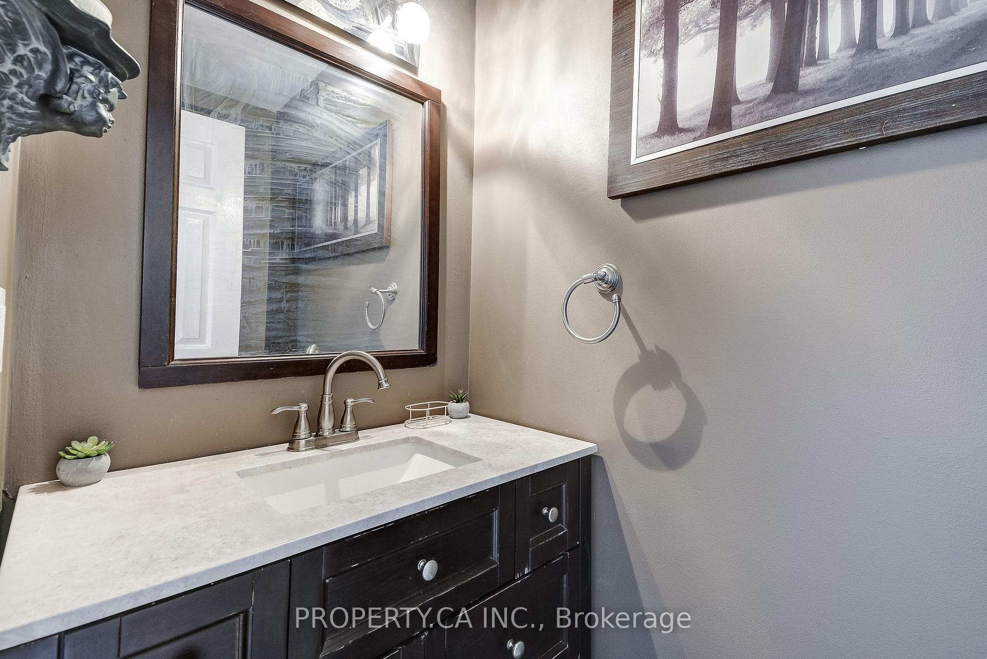 Photo 13 of 3 Waterford Crescent, Hamilton, Lakeshore — HOMEH