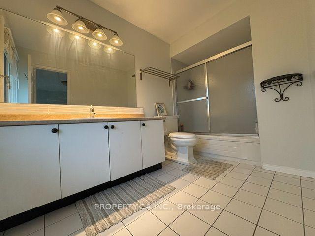 Photo 33 of 3 Waterford Crescent, Hamilton, Lakeshore — HOMEH