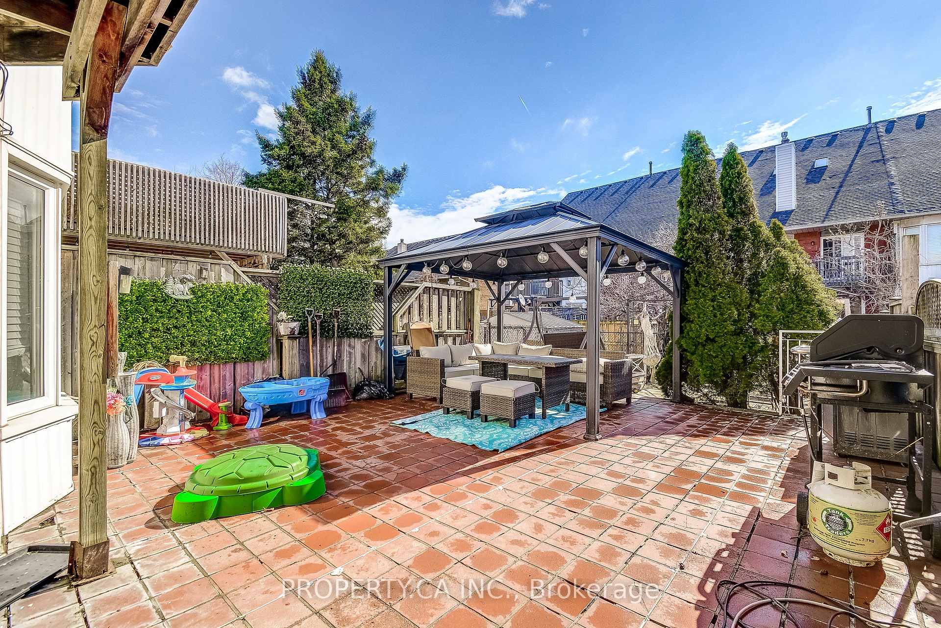 Photo 60 of 3 Waterford Crescent, Hamilton, Lakeshore — HOMEH
