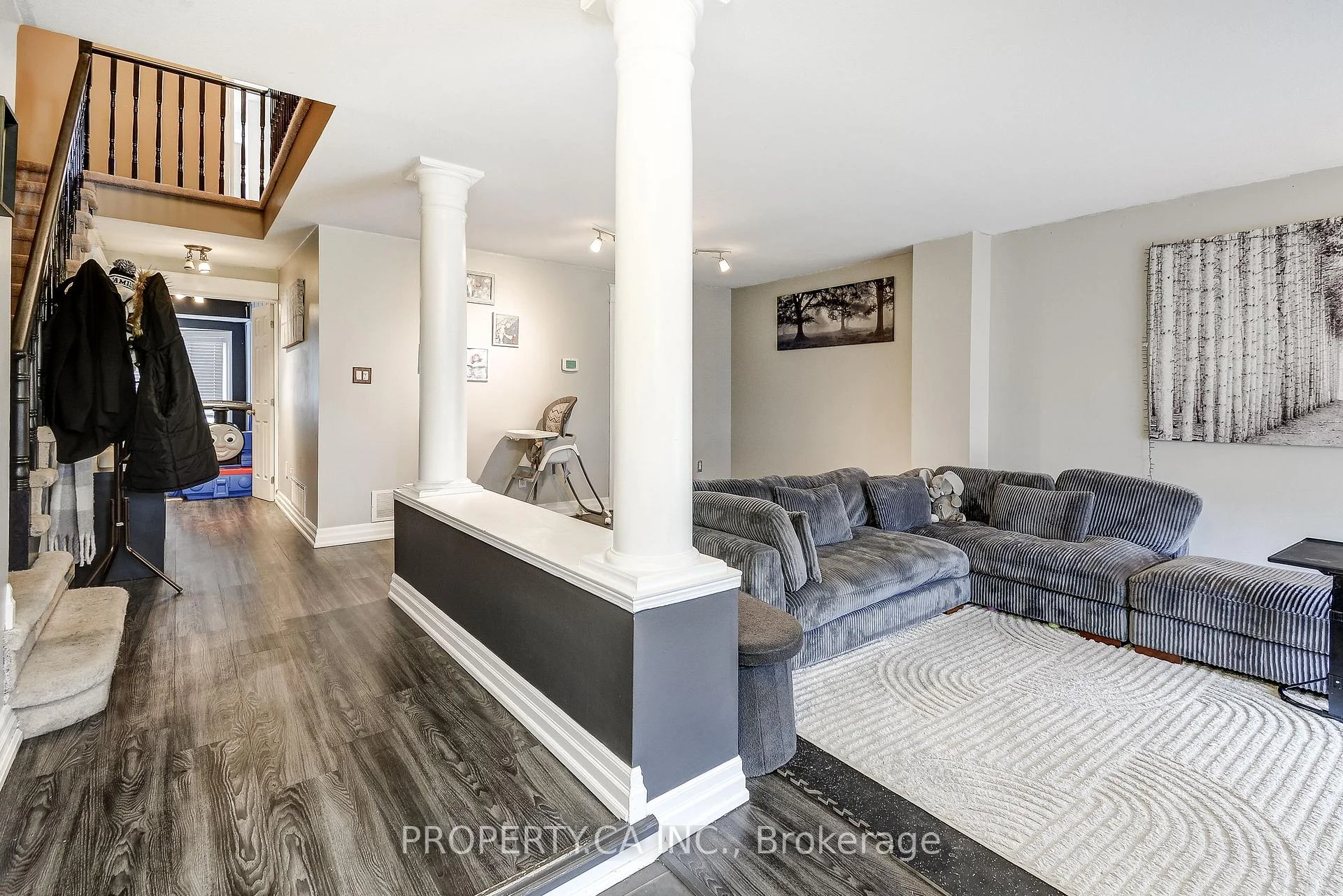 Photo 6 of 3 Waterford Crescent, Hamilton, Lakeshore — HOMEH