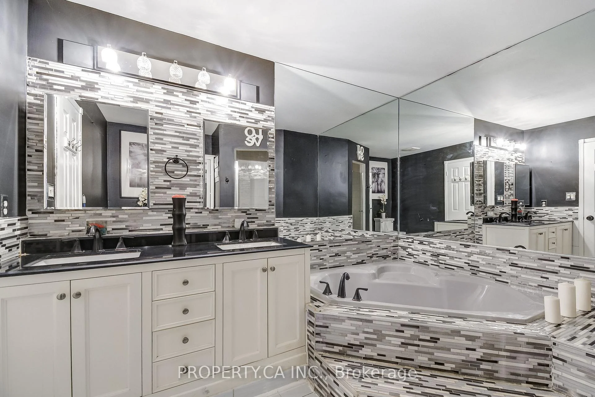 Photo 40 of 3 Waterford Crescent, Hamilton, Lakeshore — HOMEH