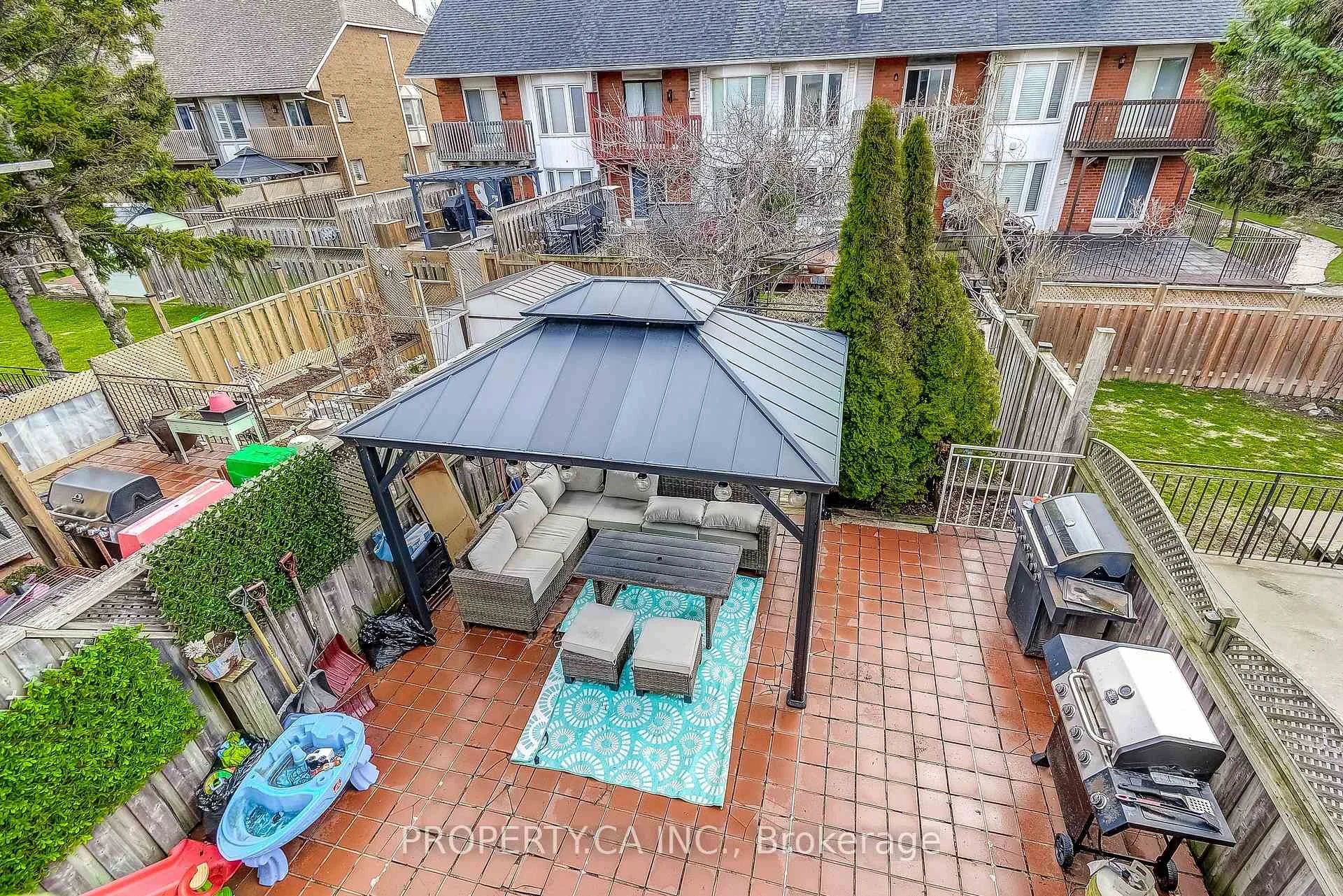 Photo 48 of 3 Waterford Crescent, Hamilton, Lakeshore — HOMEH