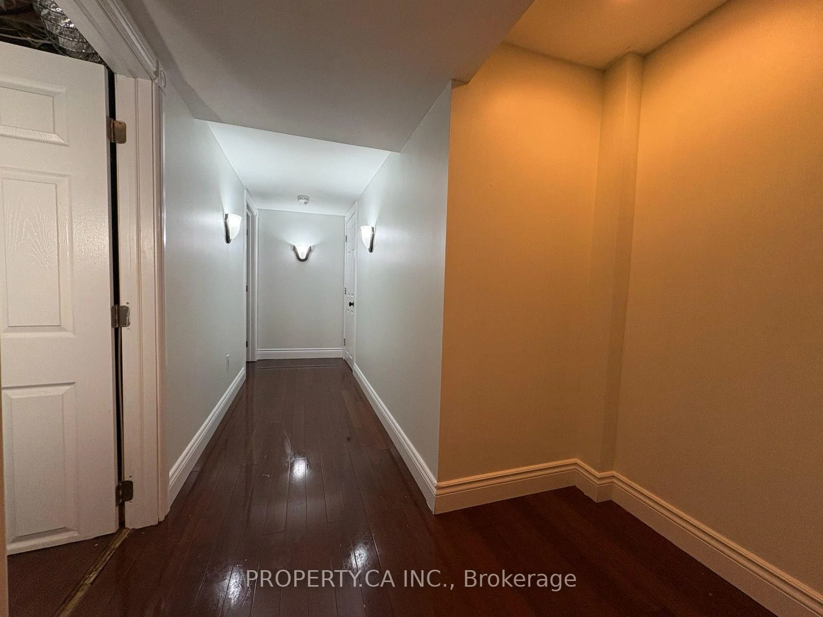 Photo 51 of 3 Waterford Crescent, Hamilton, Lakeshore — HOMEH