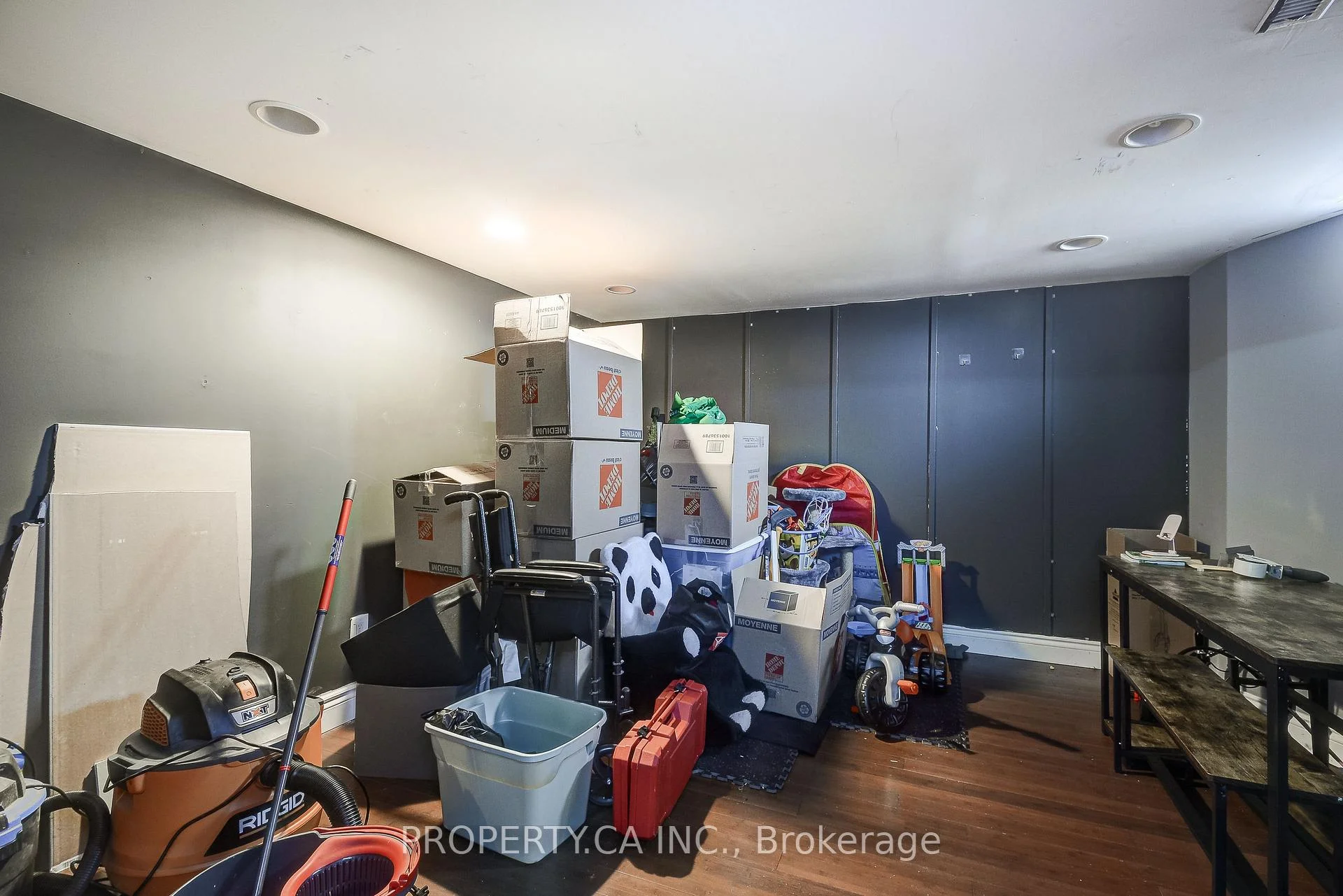 Photo 55 of 3 Waterford Crescent, Hamilton, Lakeshore — HOMEH