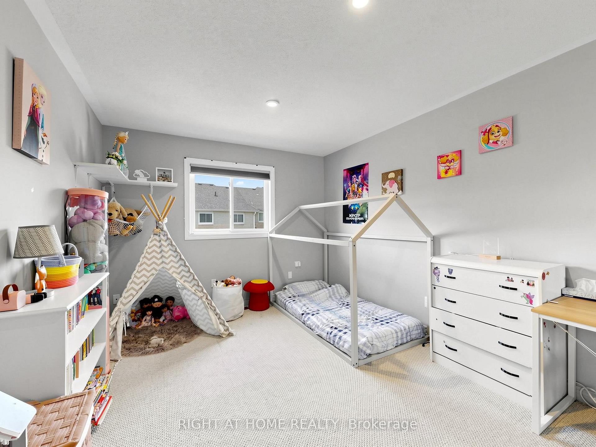 Photo 26 of 25 Teagarden Court, Whitby, Rolling Acres — HOMEH