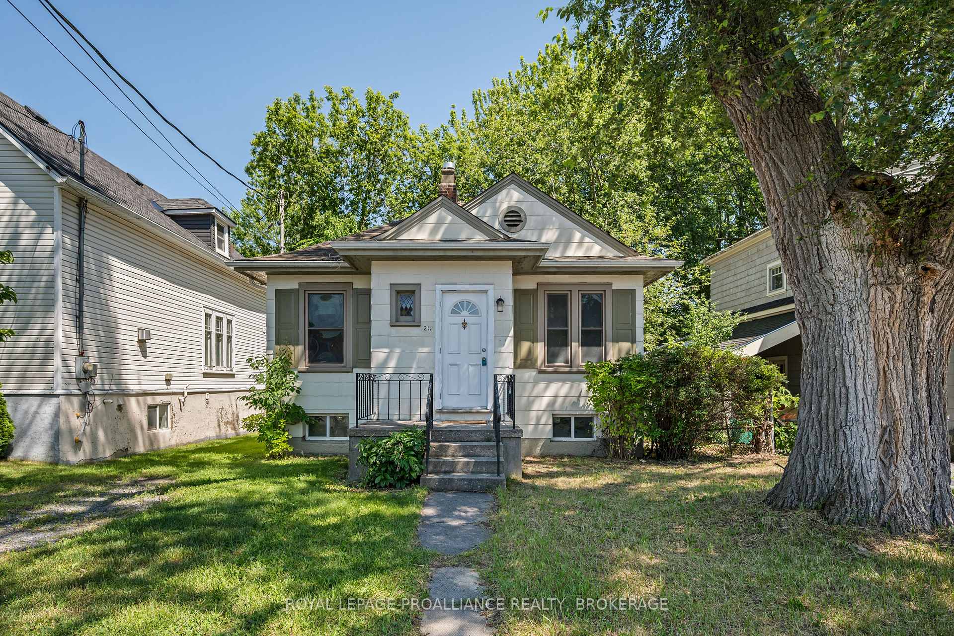 Photo 1 of 211 Toronto Street, Kingston, Central City East — HOMEH