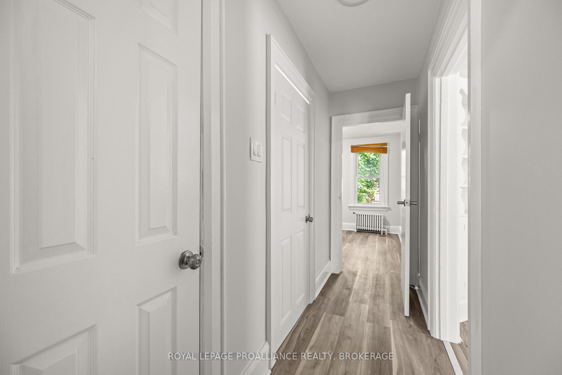 Photo 16 of 211 Toronto Street, Kingston, Central City East — HOMEH