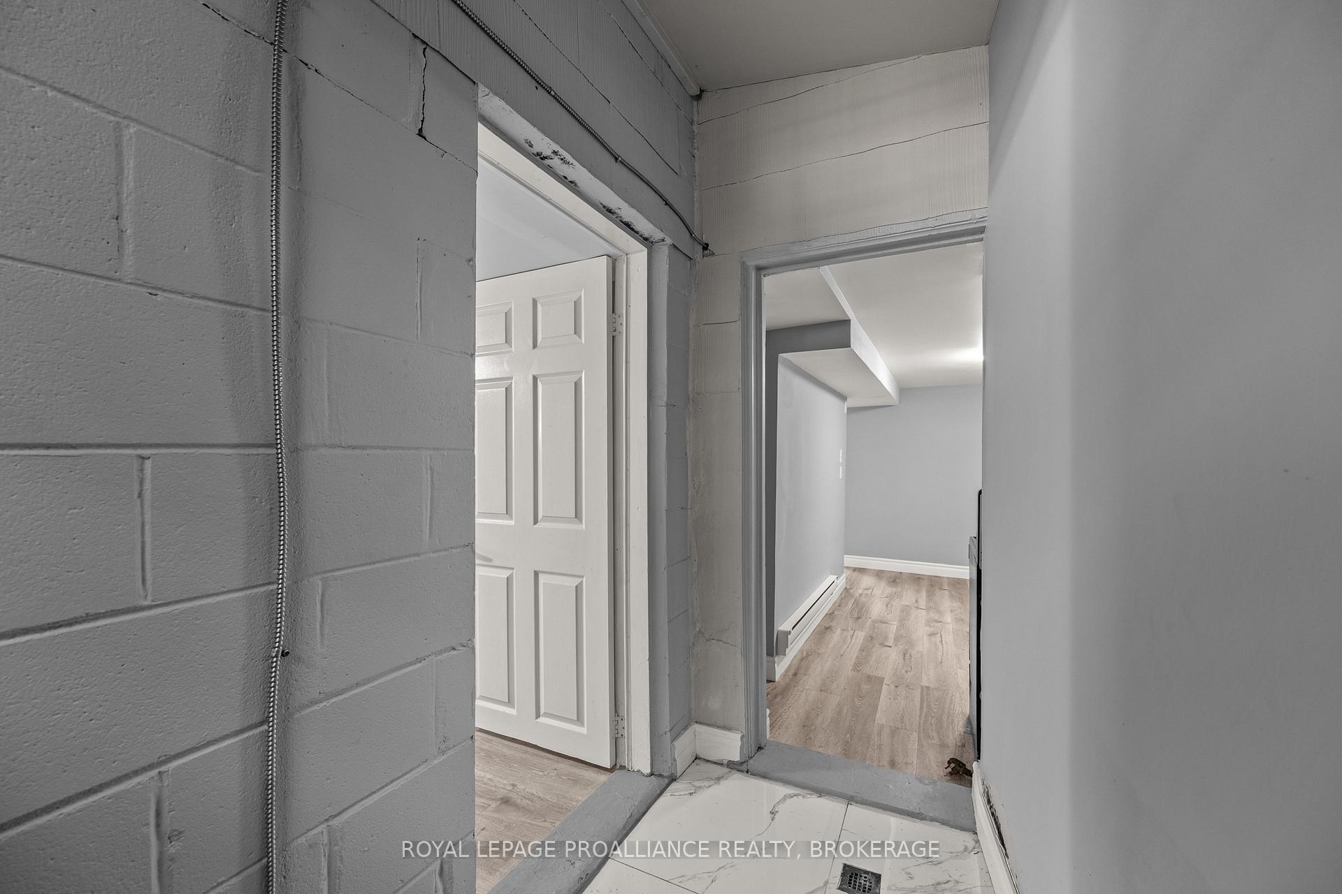 Photo 36 of 211 Toronto Street, Kingston, Central City East — HOMEH