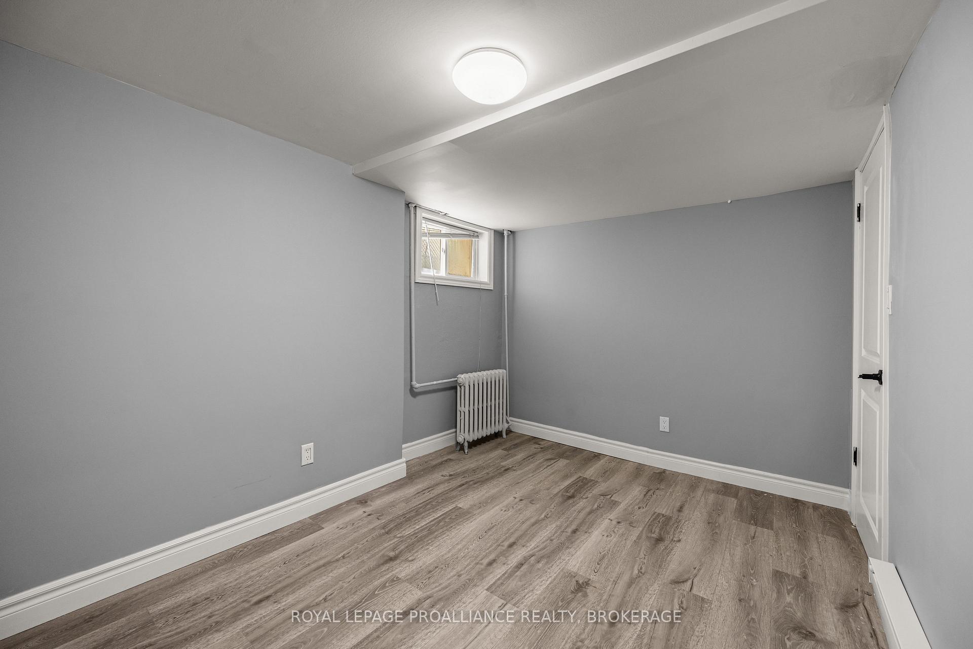 Photo 40 of 211 Toronto Street, Kingston, Central City East — HOMEH