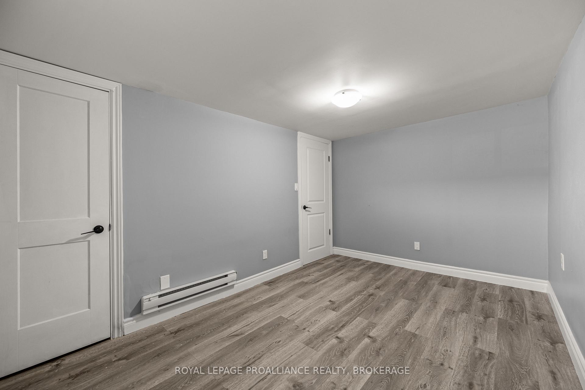 Photo 42 of 211 Toronto Street, Kingston, Central City East — HOMEH