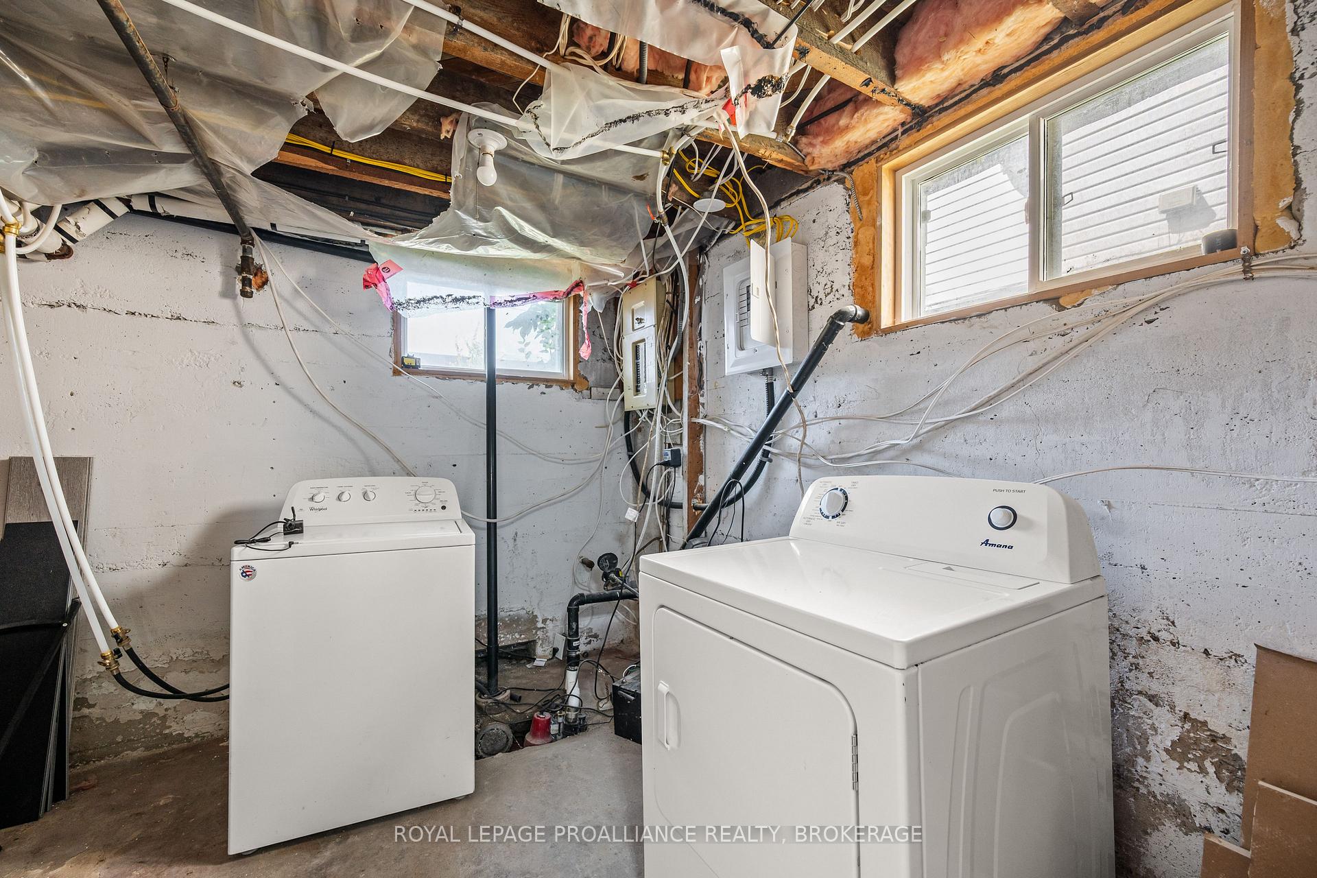 Photo 44 of 211 Toronto Street, Kingston, Central City East — HOMEH
