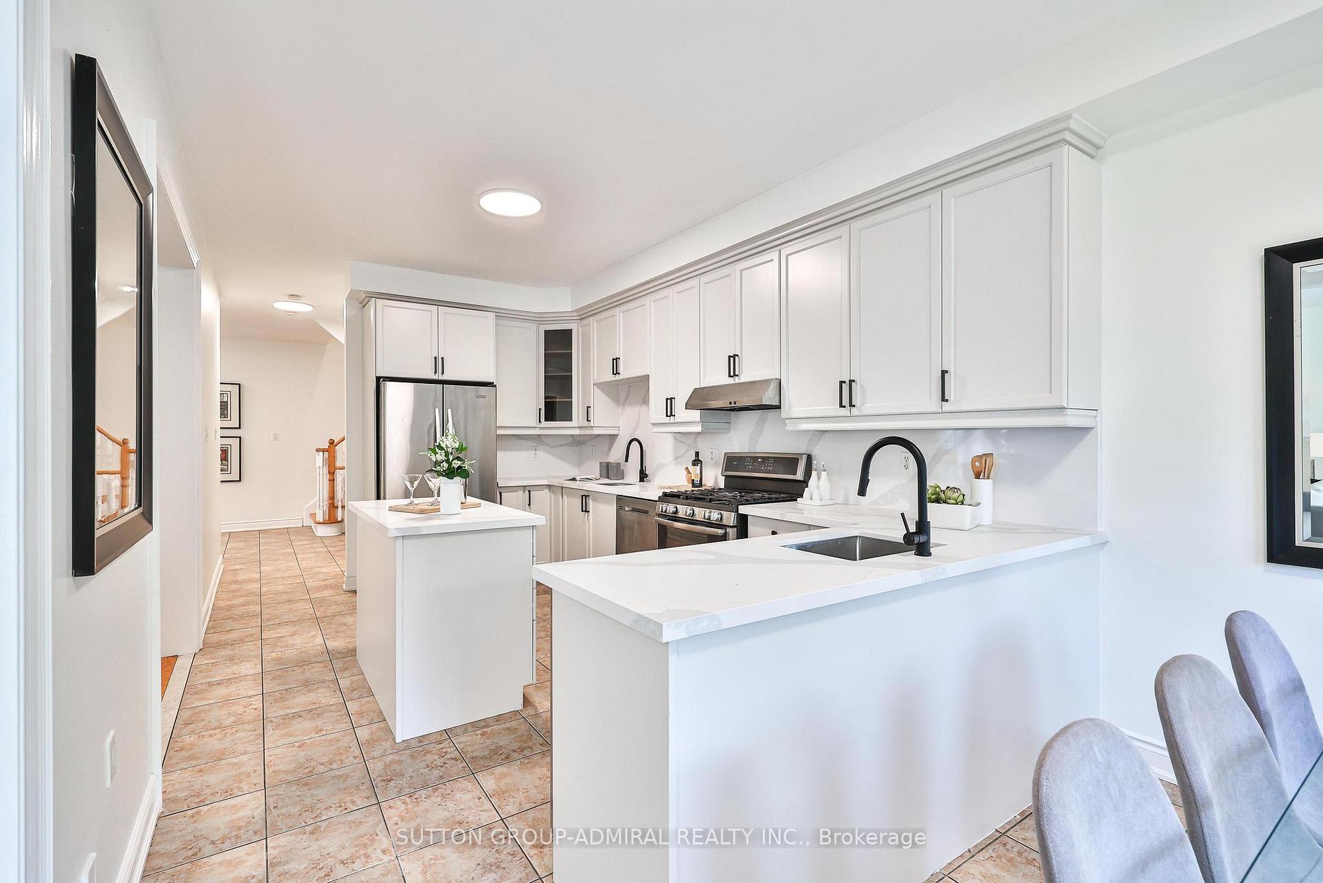Photo 16 of 502 Apple Blossom Drive, Vaughan, Patterson — HOMEH