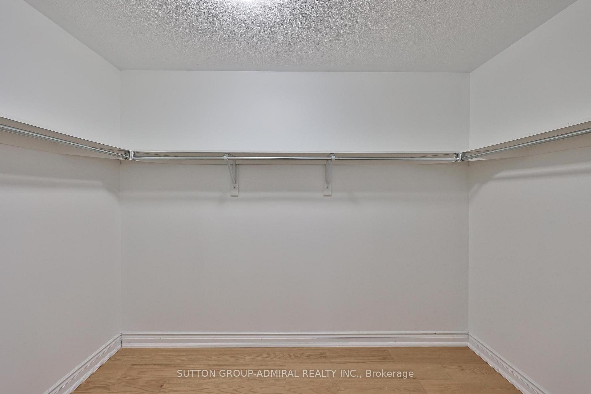 Photo 33 of 502 Apple Blossom Drive, Vaughan, Patterson — HOMEH