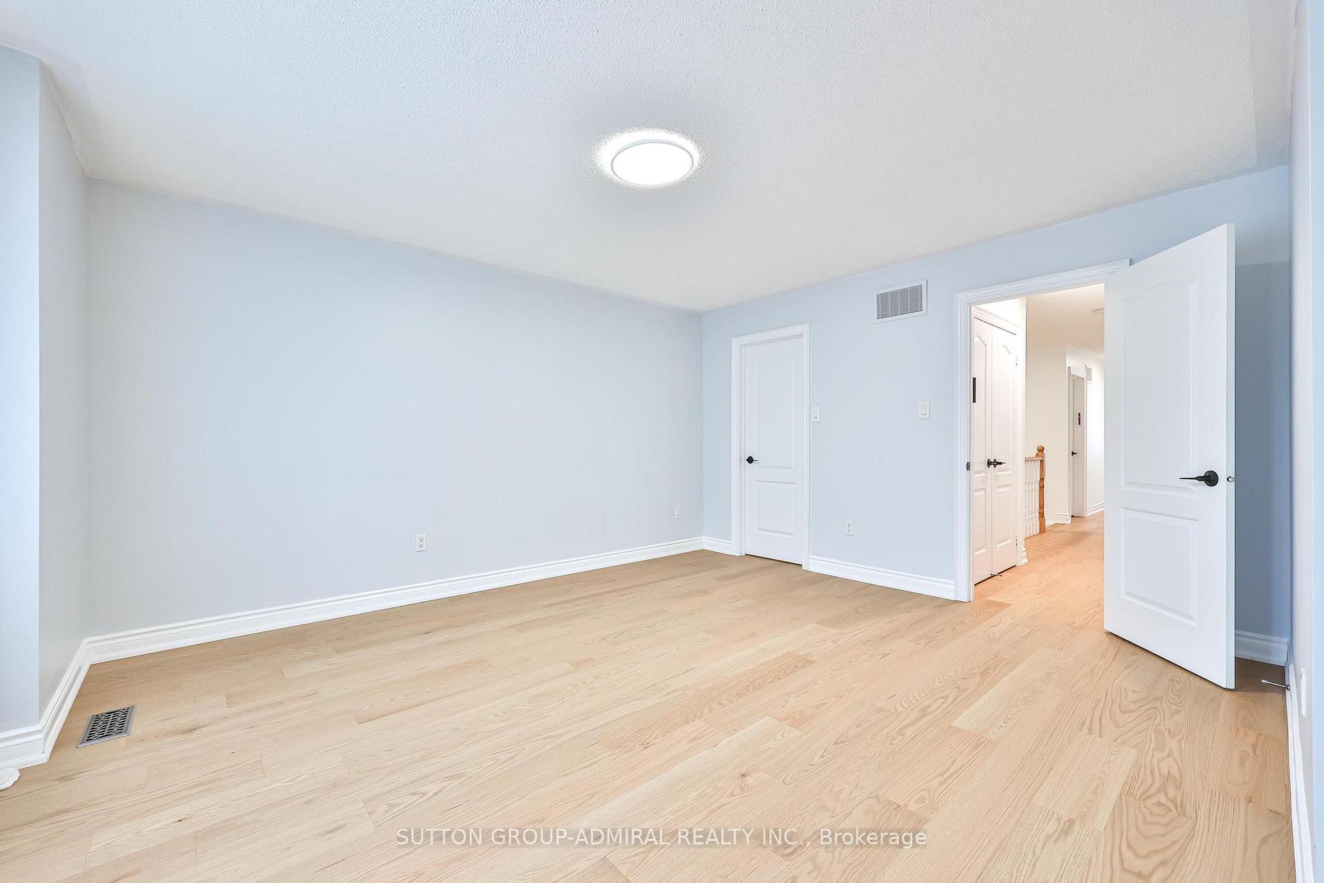 Photo 42 of 502 Apple Blossom Drive, Vaughan, Patterson — HOMEH