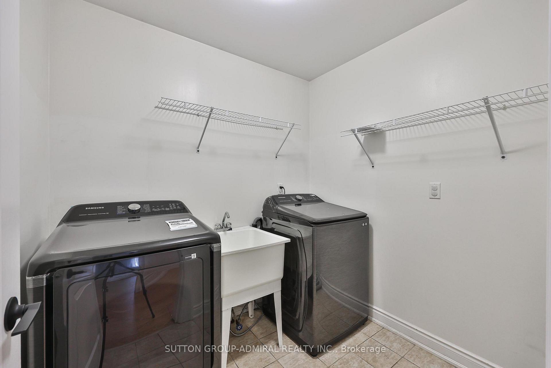 Photo 45 of 502 Apple Blossom Drive, Vaughan, Patterson — HOMEH