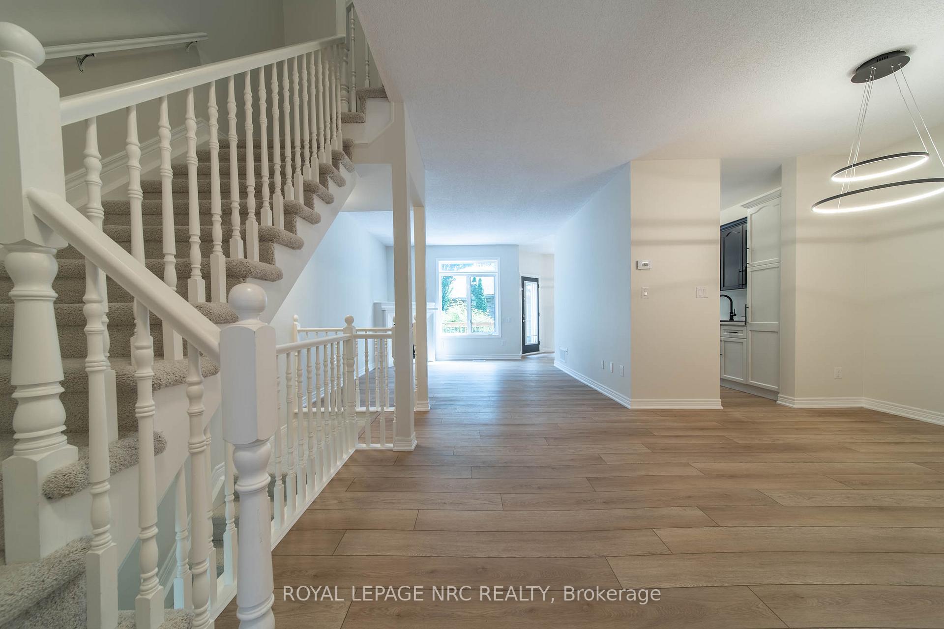 Photo 4 of Unit 3, 5200 Dorchester Road, Niagara Falls, Morrison — HOMEH