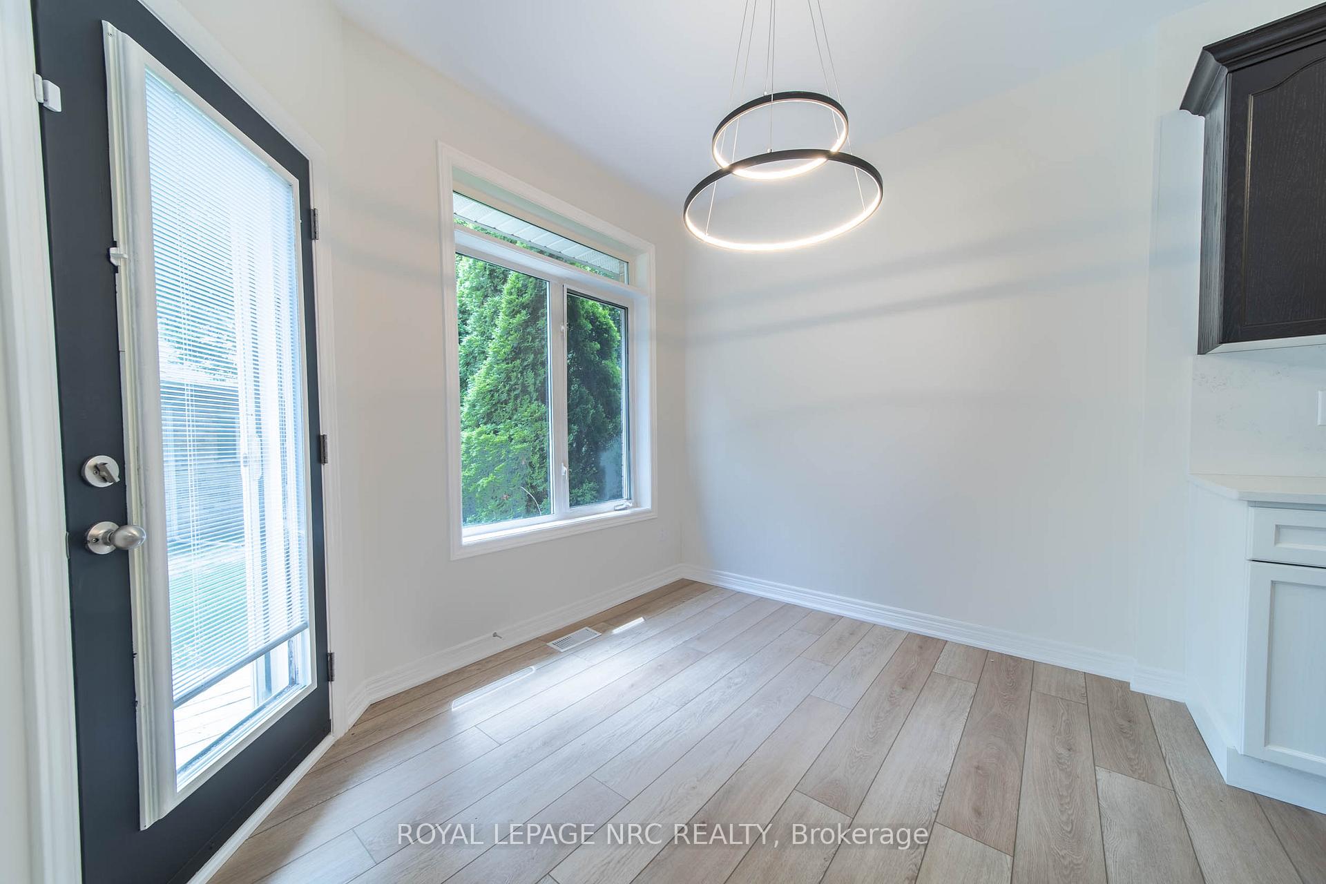 Photo 13 of Unit 3, 5200 Dorchester Road, Niagara Falls, Morrison — HOMEH