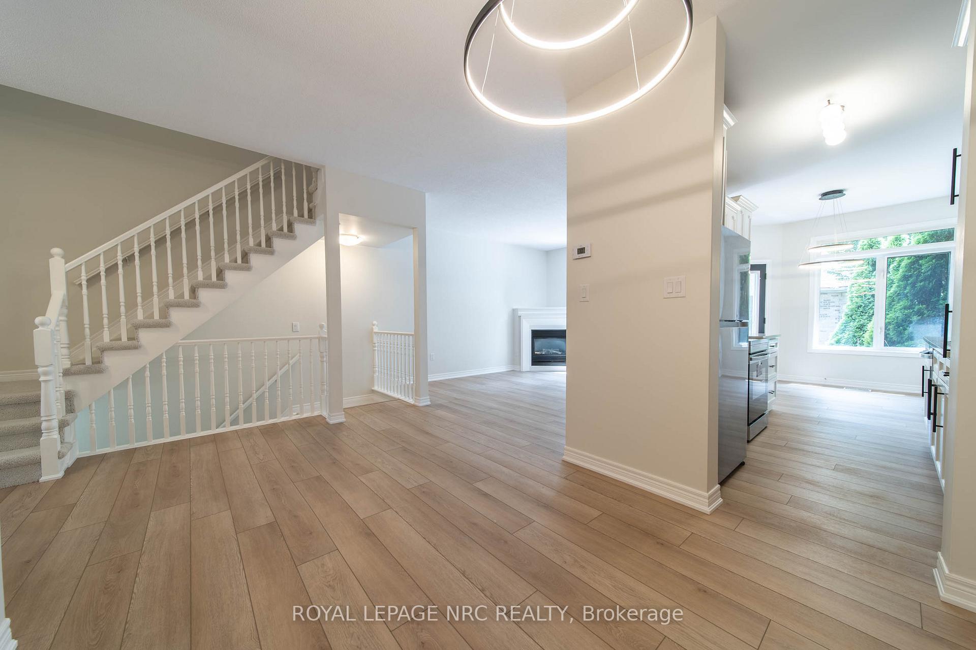 Photo 17 of Unit 3, 5200 Dorchester Road, Niagara Falls, Morrison — HOMEH