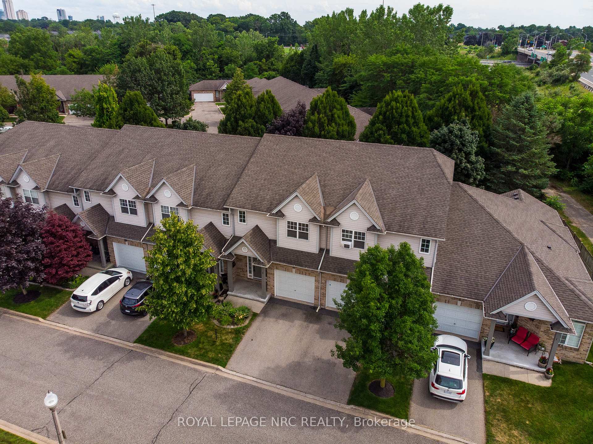 Photo 44 of Unit 3, 5200 Dorchester Road, Niagara Falls, Morrison — HOMEH