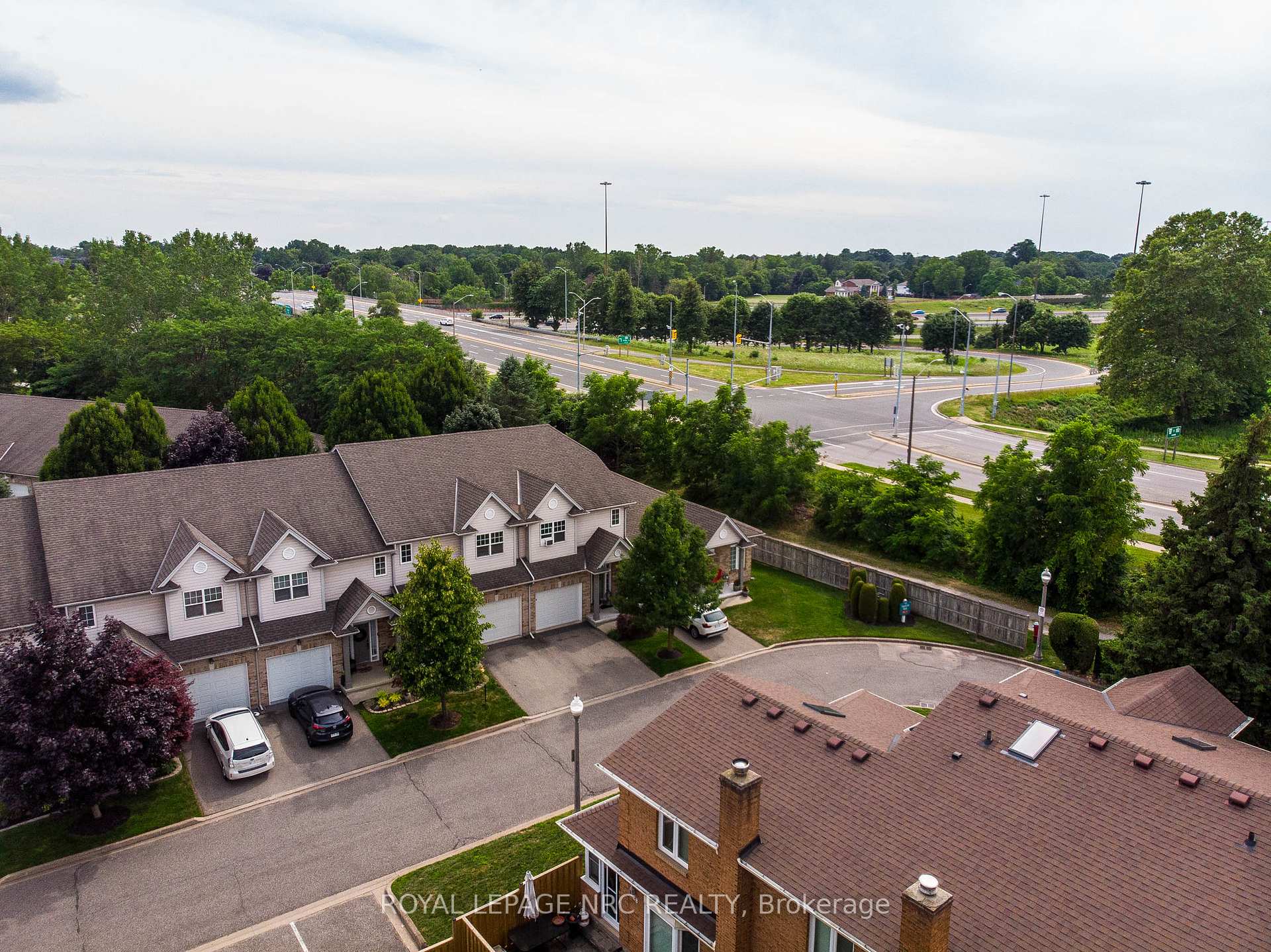 Photo 46 of Unit 3, 5200 Dorchester Road, Niagara Falls, Morrison — HOMEH