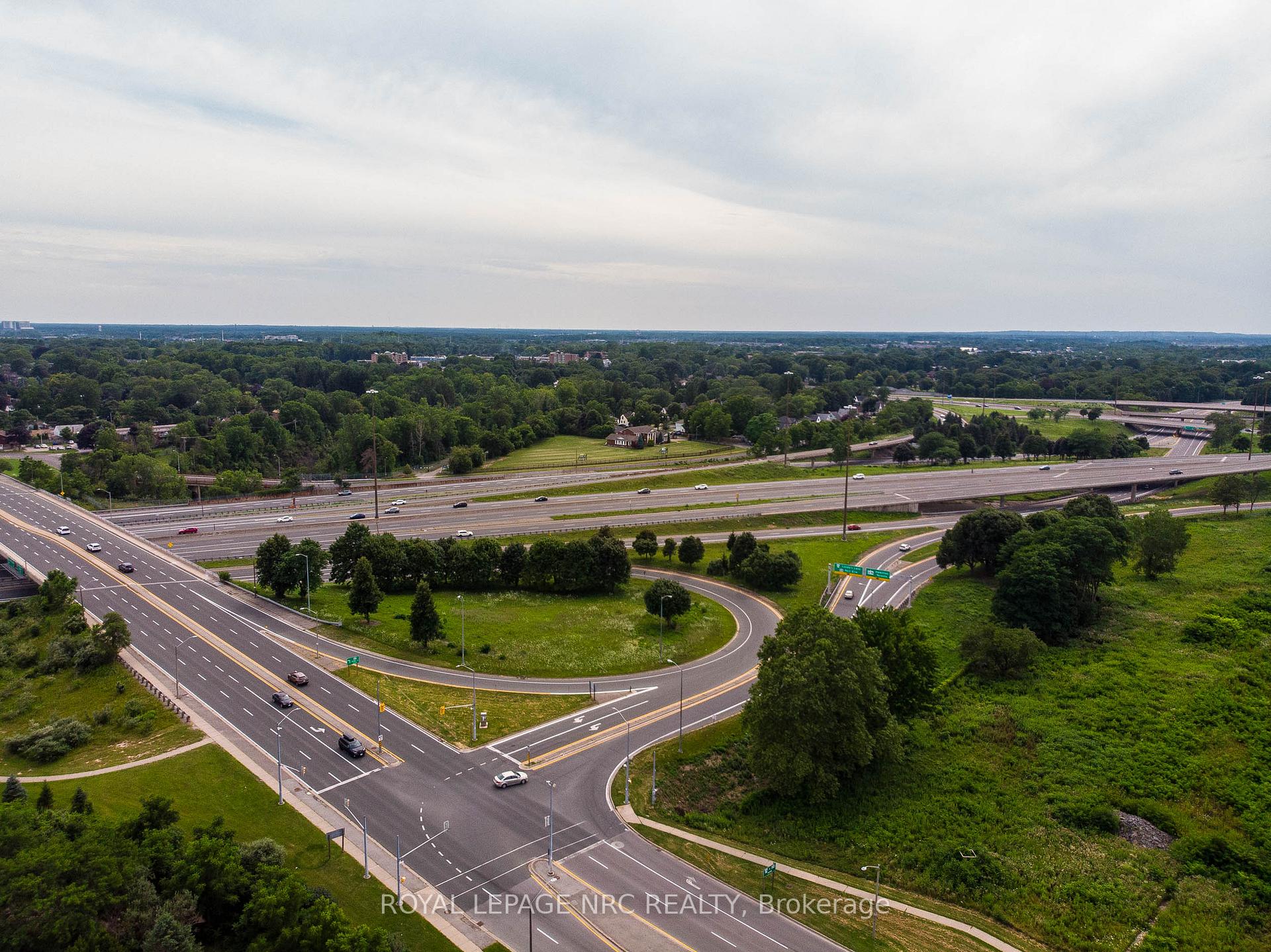 Photo 49 of Unit 3, 5200 Dorchester Road, Niagara Falls, Morrison — HOMEH