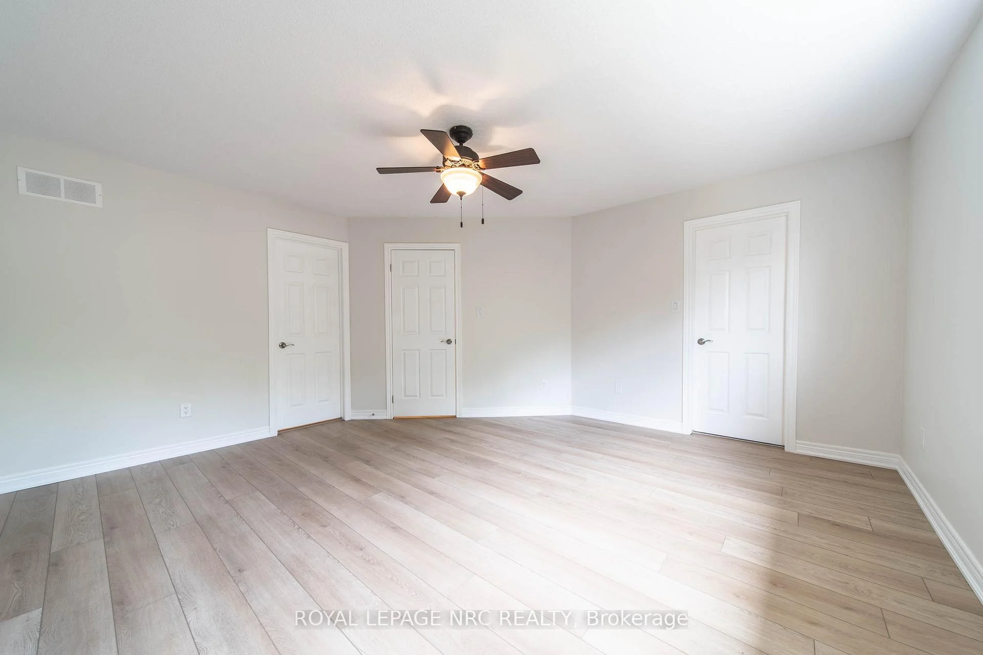 Photo 32 of Unit 3, 5200 Dorchester Road, Niagara Falls, Morrison — HOMEH