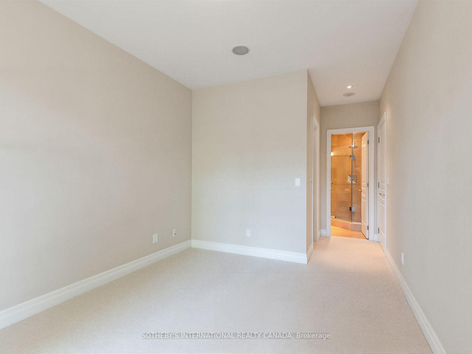 Photo 10 of Unit 224, 21 Burkebrook Place, North York, Bridle Path-Sunnybrook-York Mills — HOMEH