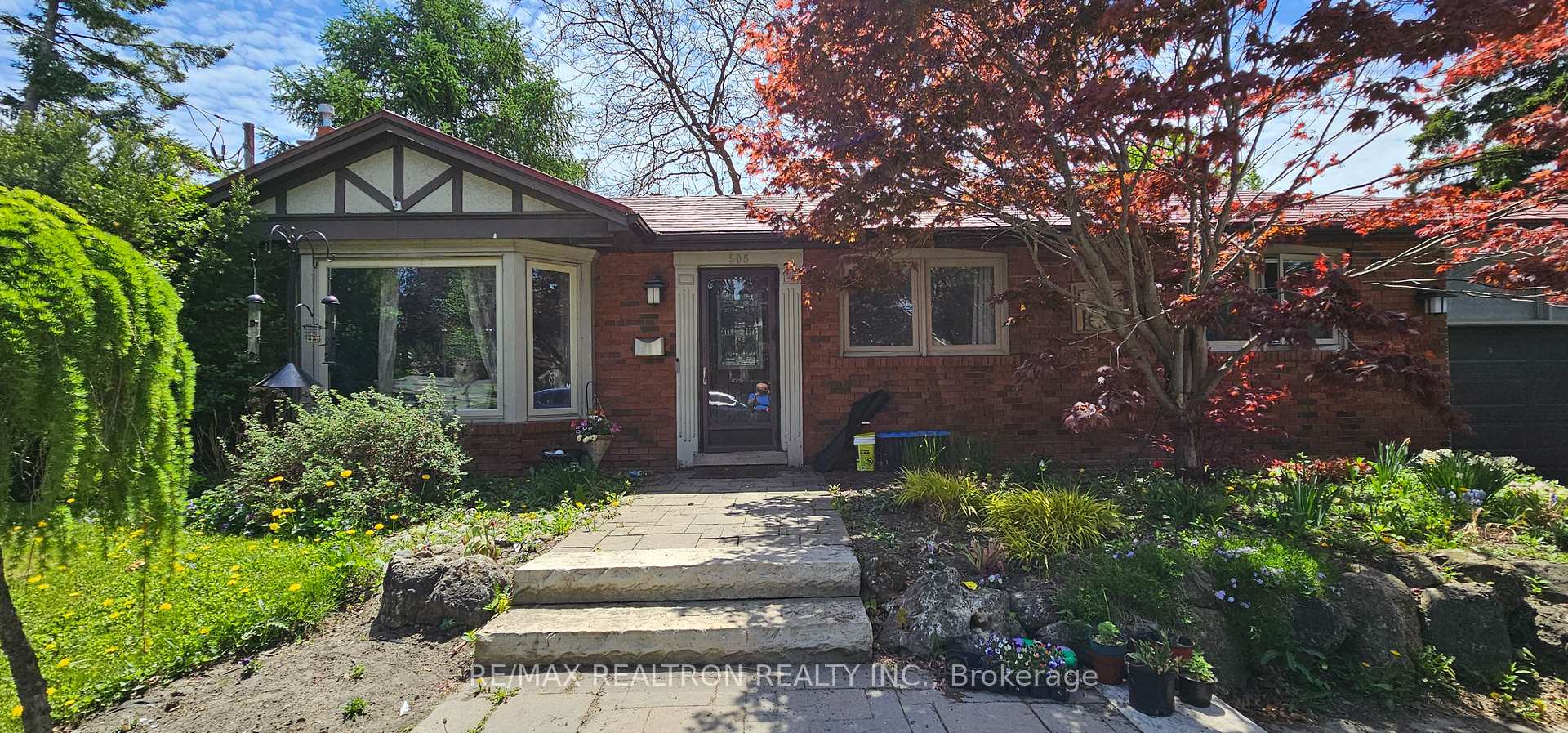 Photo 1 of 505 Colborne Street E, Whitby, Downtown Whitby — HOMEH