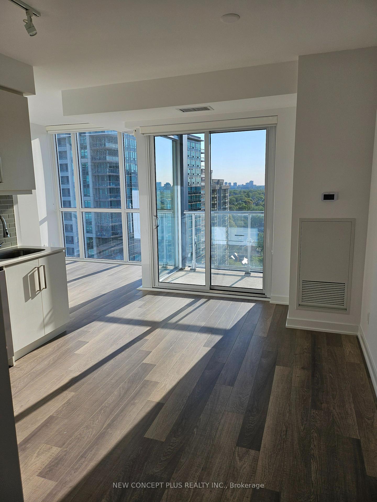 Front of Unit 1505, 5180 Yonge Street