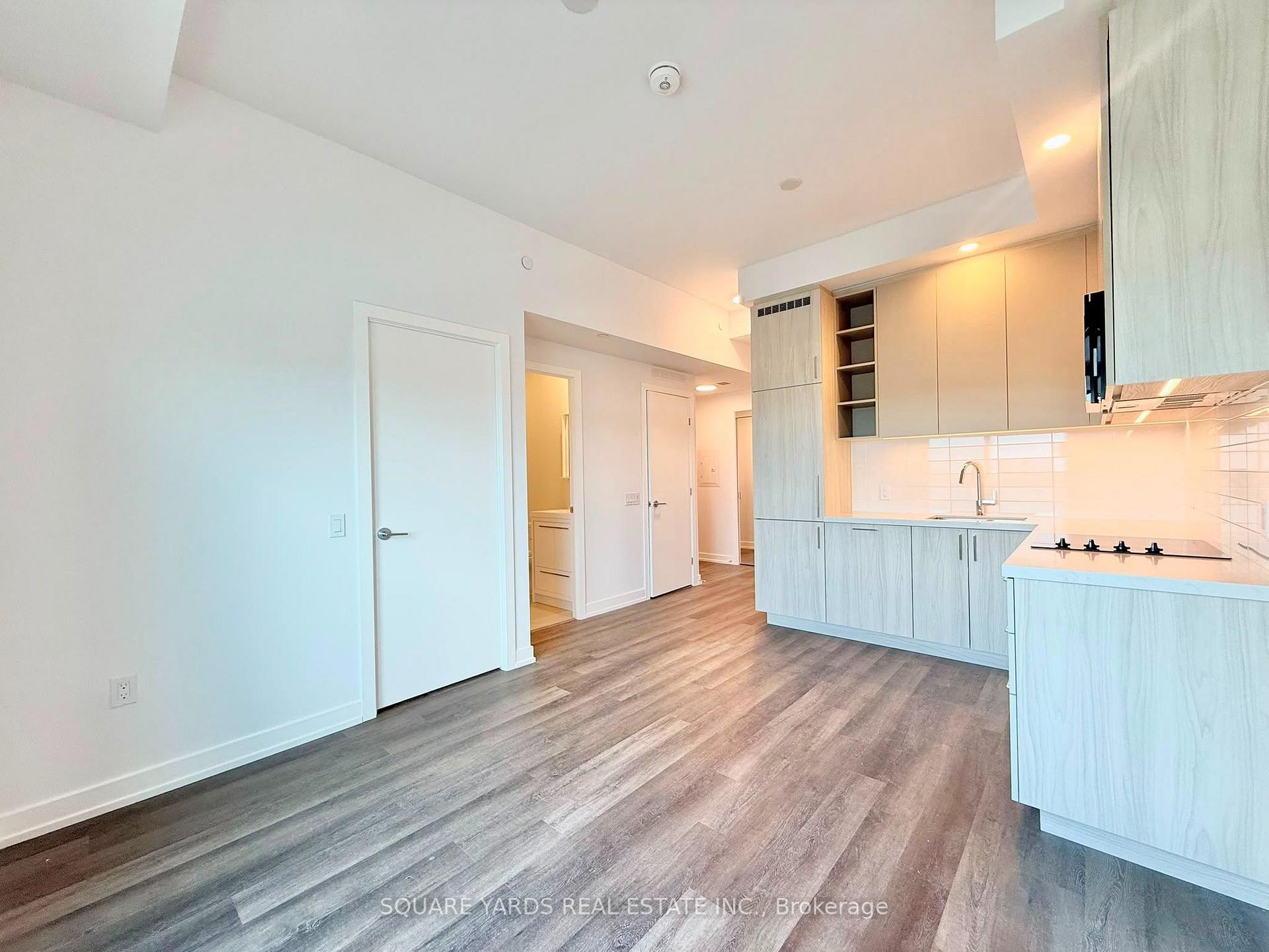 Photo 14 of Unit 801, 21 Meadowvale Road, Vaughan, Concord — HOMEH