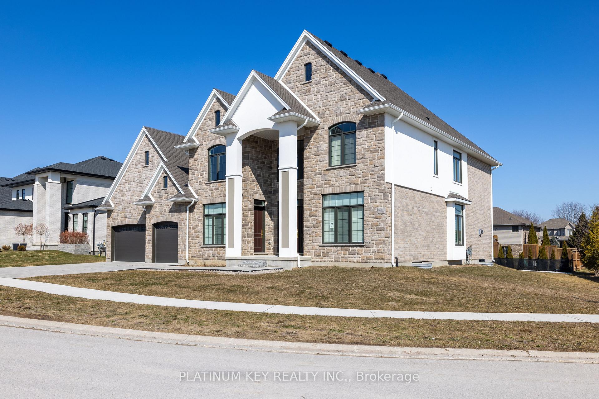 Photo 2 of 7 Edgeview Crescent, Middlesex Centre, Kilworth — HOMEH