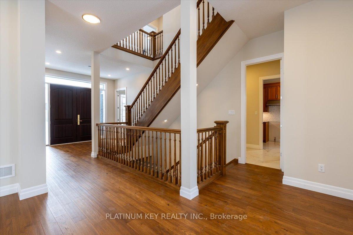 Photo 4 of 7 Edgeview Crescent, Middlesex Centre, Kilworth — HOMEH