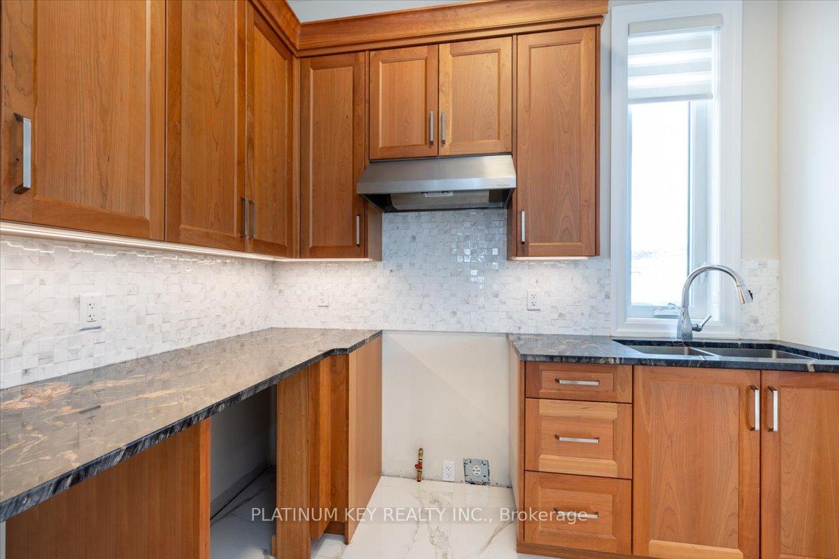Photo 19 of 7 Edgeview Crescent, Middlesex Centre, Kilworth — HOMEH