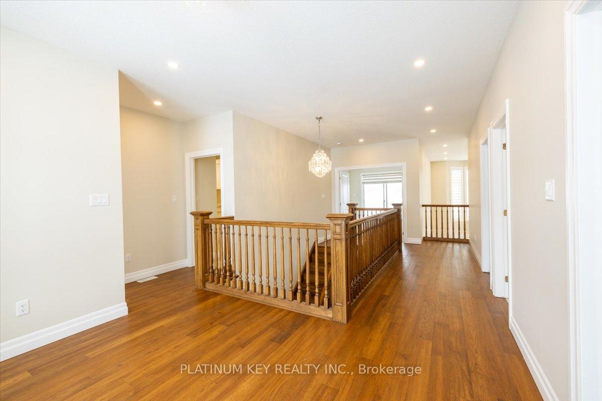 Photo 24 of 7 Edgeview Crescent, Middlesex Centre, Kilworth — HOMEH