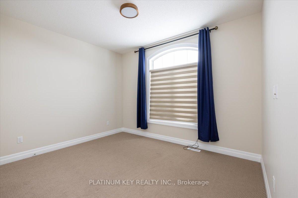 Photo 33 of 7 Edgeview Crescent, Middlesex Centre, Kilworth — HOMEH